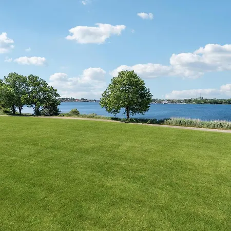 4 Bedroom Stunning In